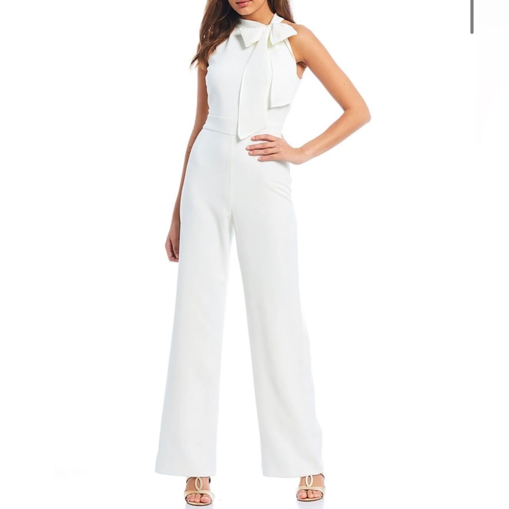 Vince Camuto Bow Neck Jumpsuit Size 0